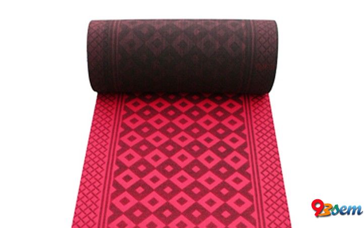 黑紅走廊毯